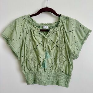 Vestique cropped eyelet top (size S)